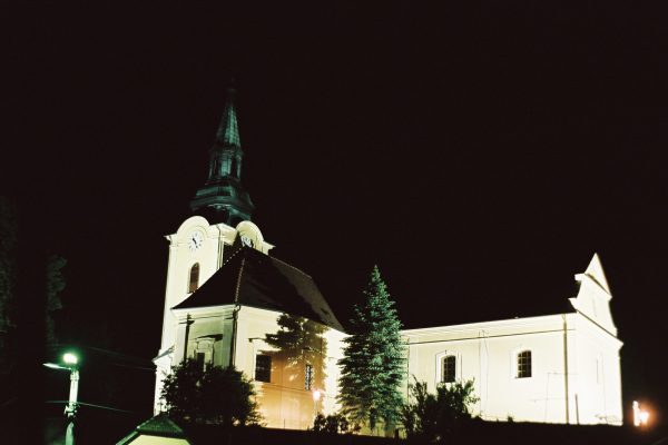 Noční osvětlení kostela (2006)